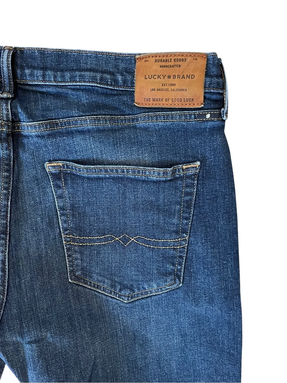 Lucky Brand 410 Athletic Slim Jeans – Men’s 36x30 – Dark Wash Coolmax Denim